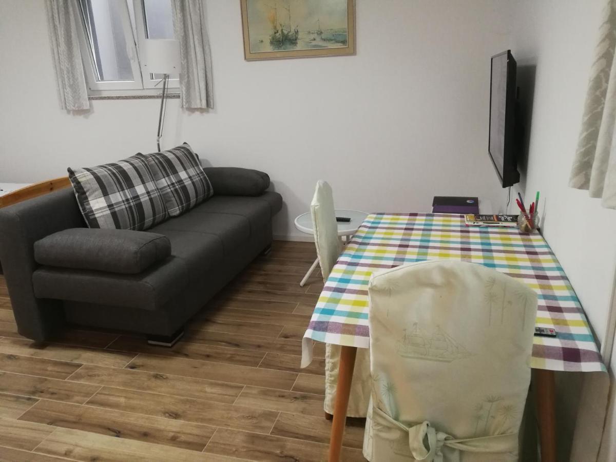 טאופקירשן 21A Comfortable Studio מראה חיצוני תמונה